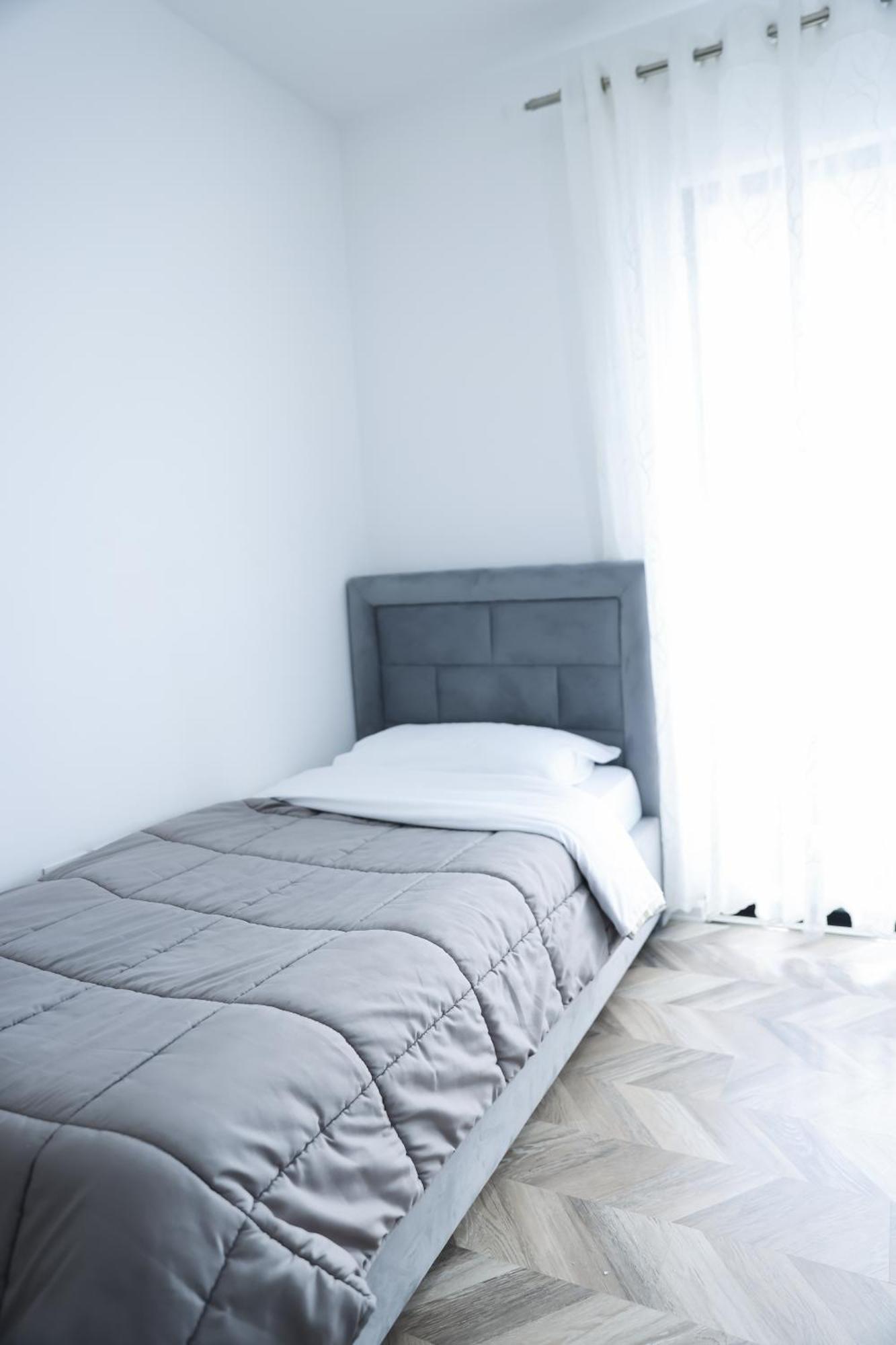 Family Apartamento Tirana